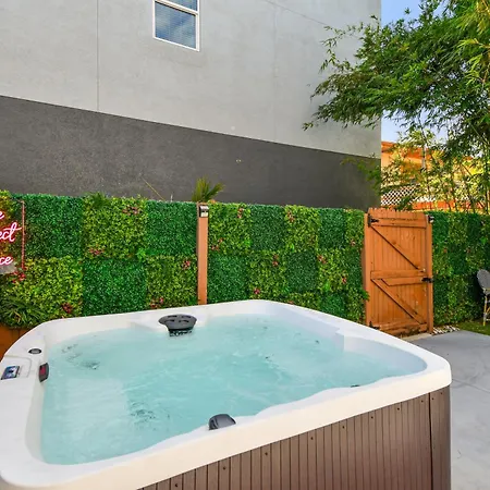 Designer Sun Filled Condo - Walk To Town St. Petersburg Exterior photo